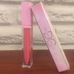 DC lipgloss